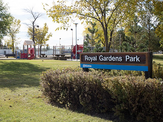 Royal Gardens park