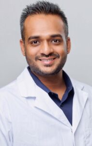 munaf maknoija smiles